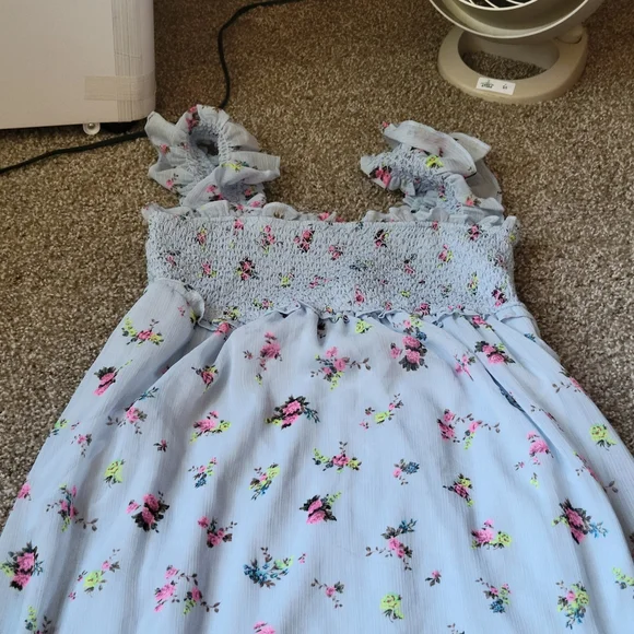 Maternity Motherhood Ditsy Floral Sleeveless Ruffle Shoulder Smocked Dress - Picture 7 of 14